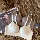 Sophisticated Seamless Lift Bra for Delicate Silhouettes