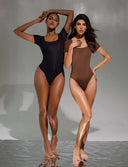 Chic Curve-Enhancing Bodysuit for Sophisticated Style